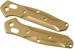 Flytanium Benchmade 945 Mini Osborne Scales, Latón